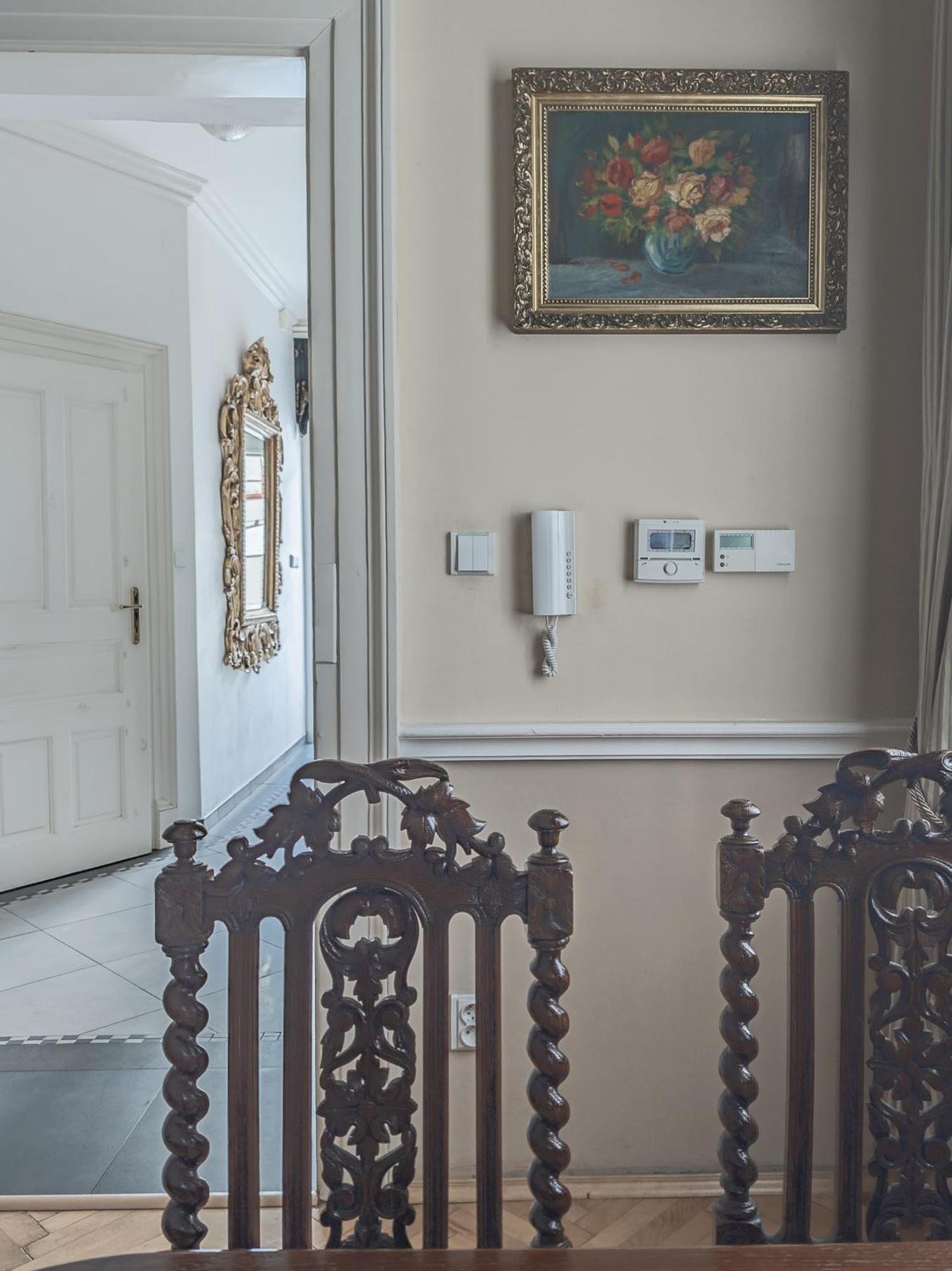 Two Bedroom Villa With Hot-Tub, Terrace And Garden, Wenceslas Square Villa Prague