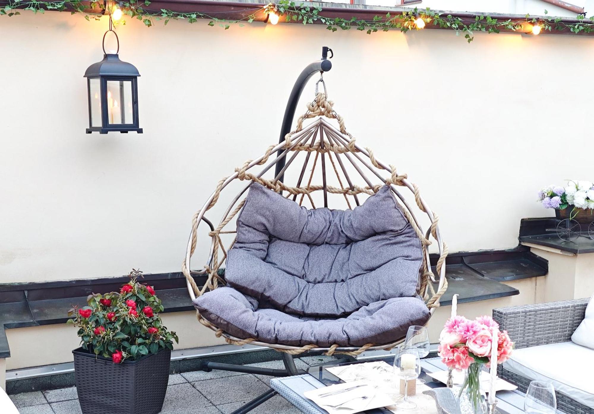 Two Bedroom Villa With Hot-Tub, Terrace And Garden, Wenceslas Square Villa Prague