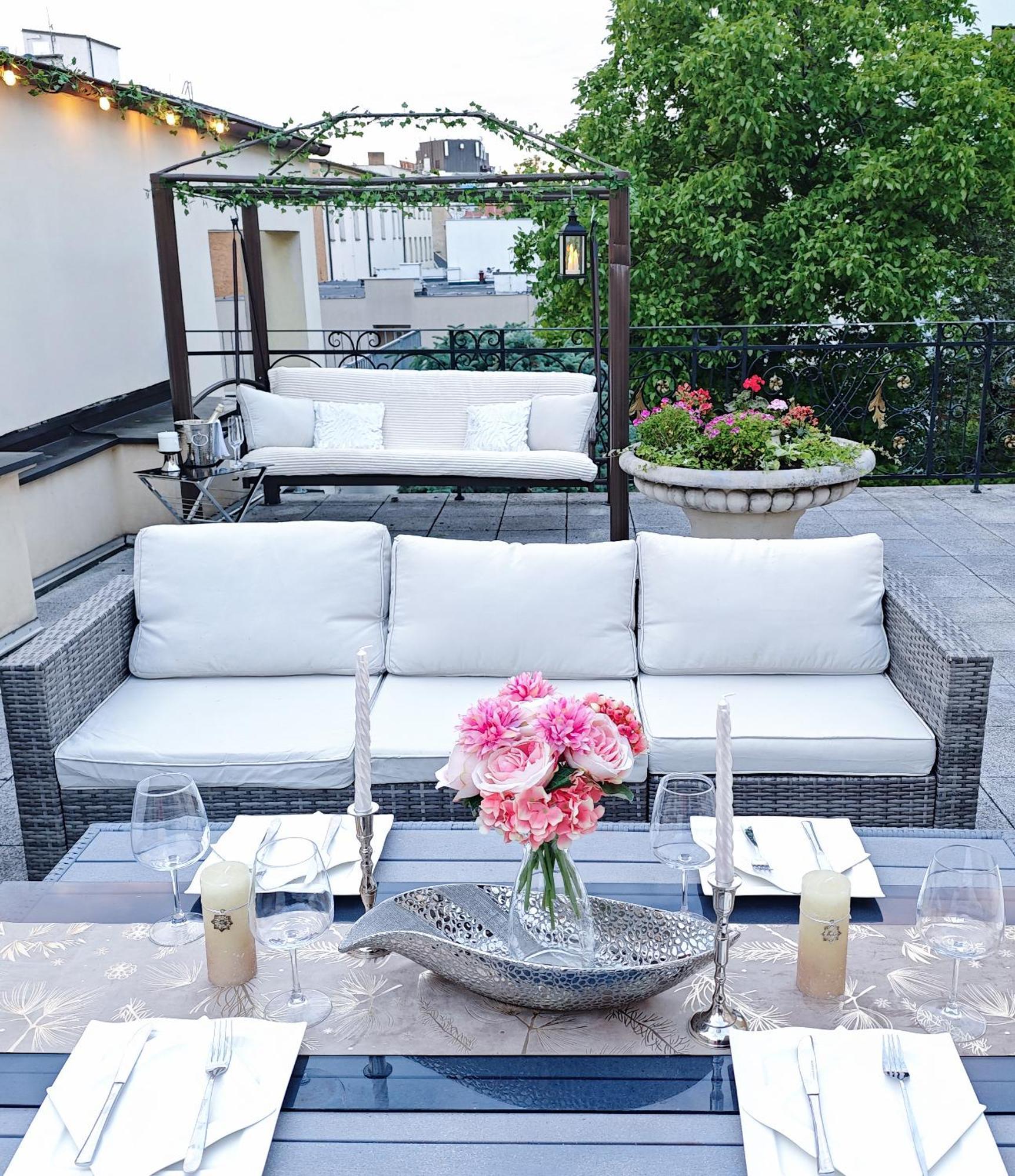Villa Two Bedroom Villa With Hot-Tub, Terrace And Garden, Wenceslas Square Prague